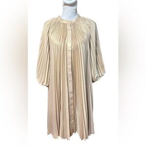 JessaKae Plus Size Pleated Midi Rory Dress
- Champagne Gold, Size 2X- WITH BELT